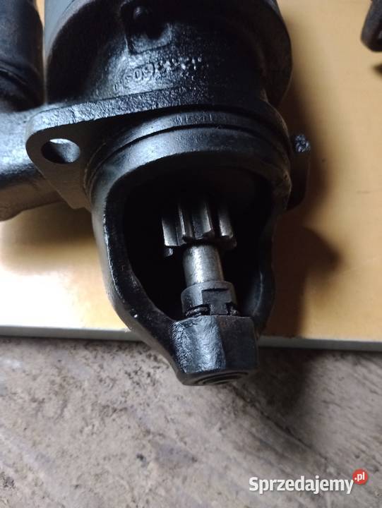 Rozrusznik Żuk benzyna Bobrek