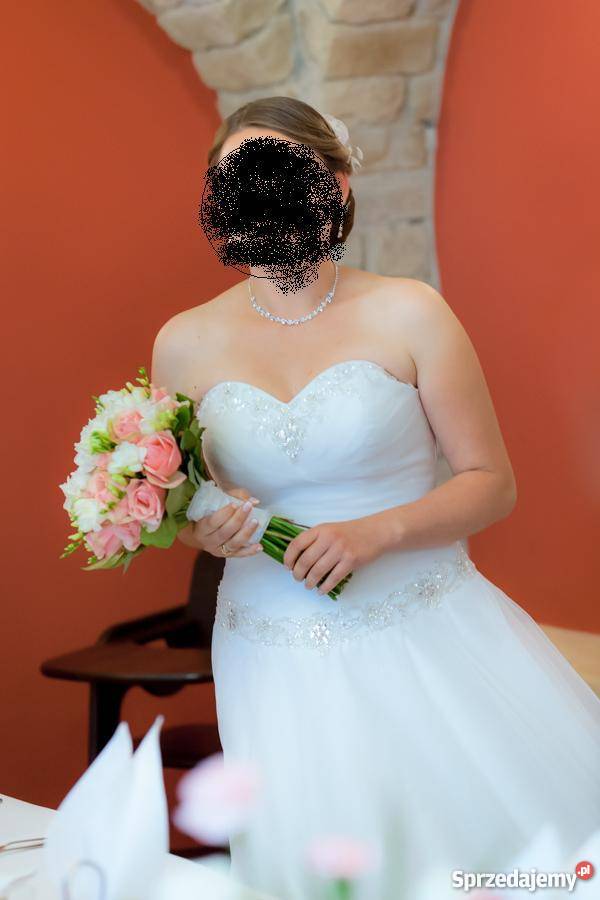 Sprzedam suknie slubną Rozmiar 40(L) podkarpackie Brzostek