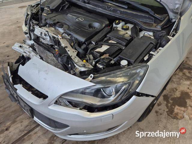 Opel Astra J Innovation kombi mocniejsza wersja isofix Tarnów