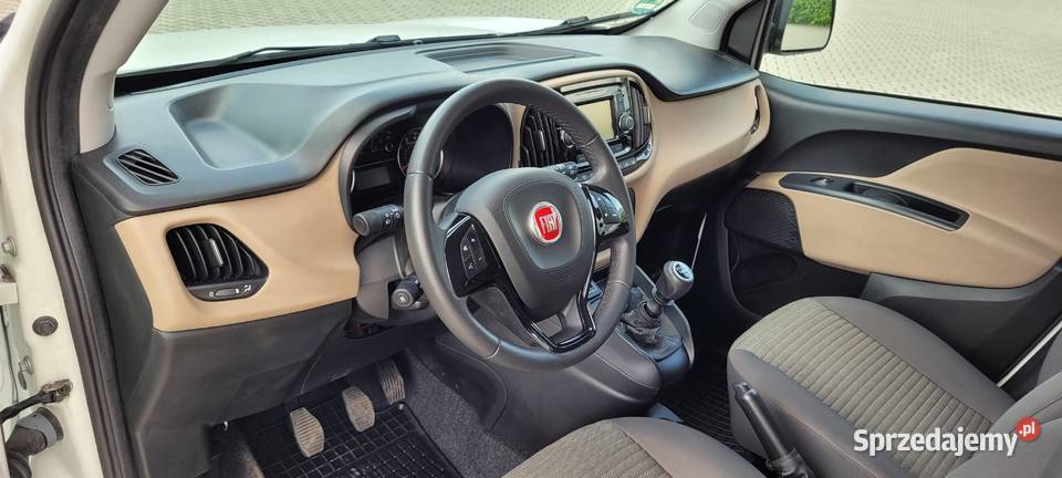 Fiat Doblo 14 Tjet 120 Lounge LPG podgrzewane fotele małopolskie Kraków