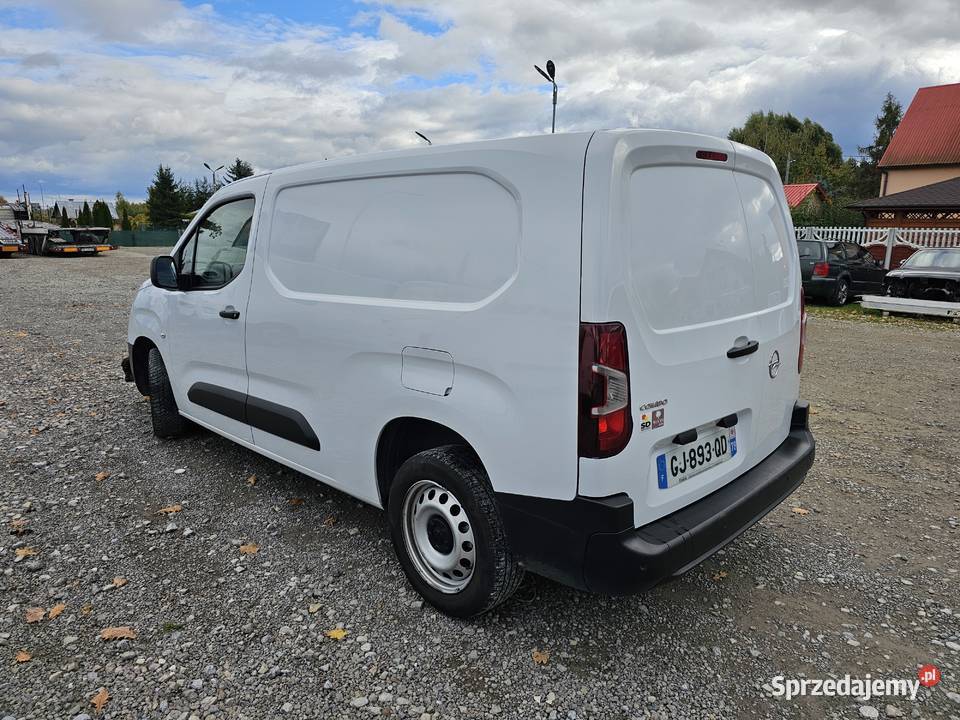 COMBO LONG FURGON KLIMA EURO6 Tarnobrzeg sprzedam
