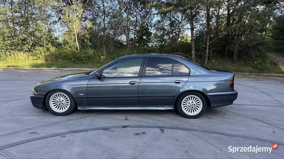 BMW e39 28 manual zamienię busaterenowkę świętokrzyskie Ostojów