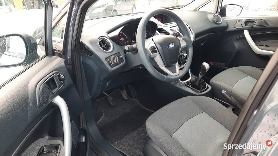 Ford Fiesta 125 Benzyna 2012 r Klima sprawna VAT marża
