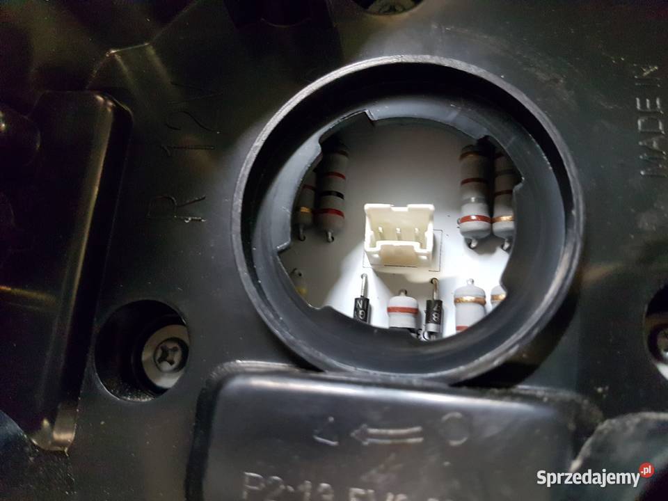 MITSUBISHI ASX OUTLANDER SPORT LAMPA TYLNA PRAWA Turek