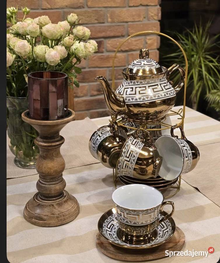 129 Zestaw herbaciany 6 filiżanek ze spodkiem Zabrze