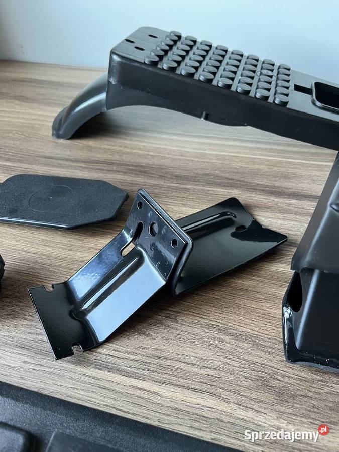 NOWY POLSKI KOMPLET ZESTAW PLASTIKÓW BAGAŻNIK