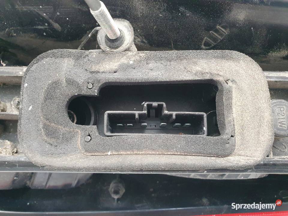 Ford C I 0306r TYLNA LAMPA LEWA lewy tył Rudka