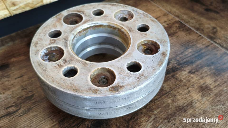 Dystanse Mercedes HR przykręcane 20mm Bydgoszcz