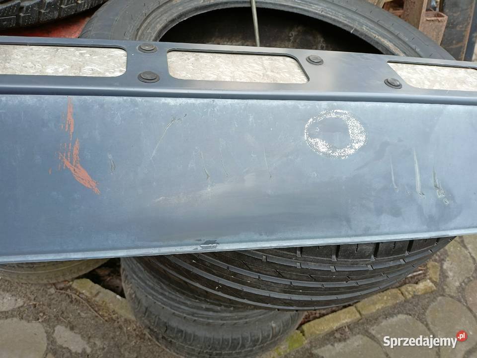 Mercedes 190D W201 zderzak tylny wąska listwa Karoseria Skarżysko-Kamienna