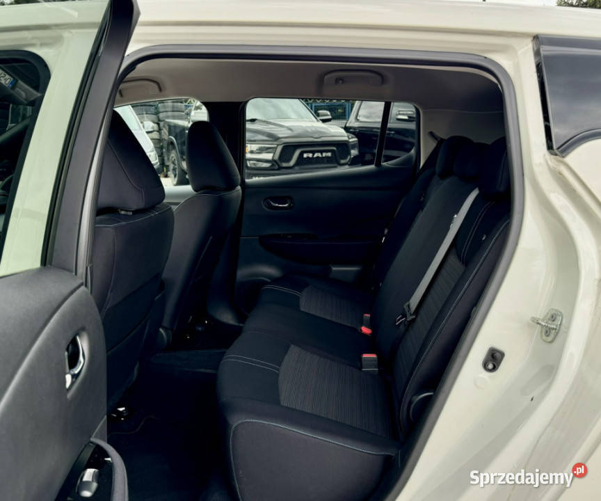 Nissan Leaf TeknaSerwisStan idealnyGwarancja Leaf Kamienna Góra sprzedam