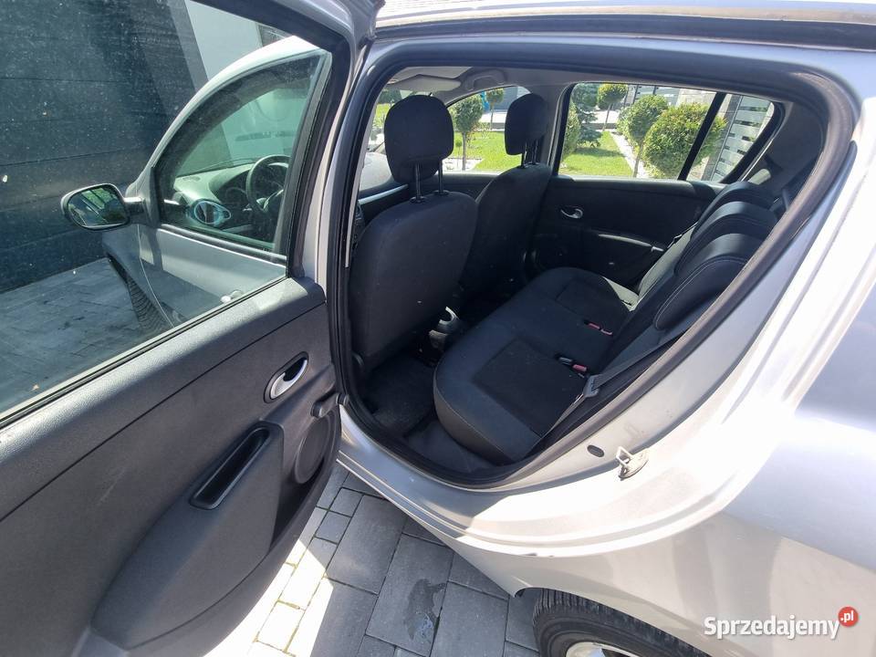 Renault Clio III benzyna 209000km