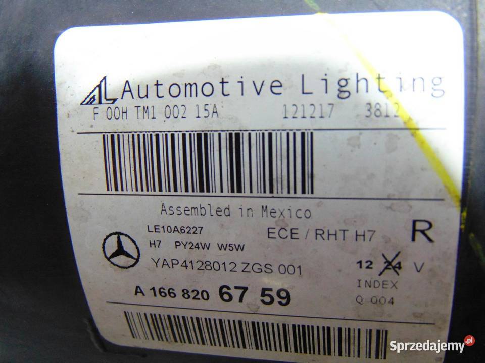LAMPA PRAWA PRZEDNIA PRZÓD ML W166 A1668206759