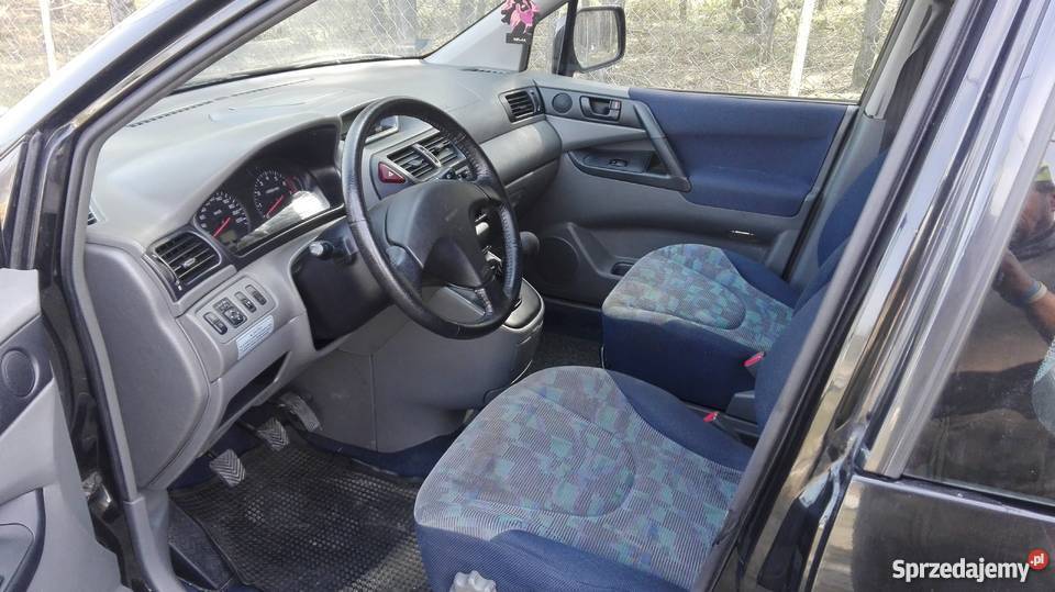 Mitsubihi Space Runer welurowa tapicerka Toruń