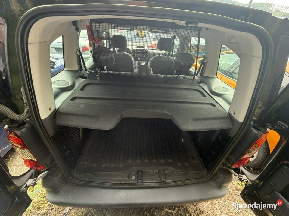 Peugeot Partner 5 osobowy GWARANCJA 16 benzyna Rok produkcji 2014 Warszawa