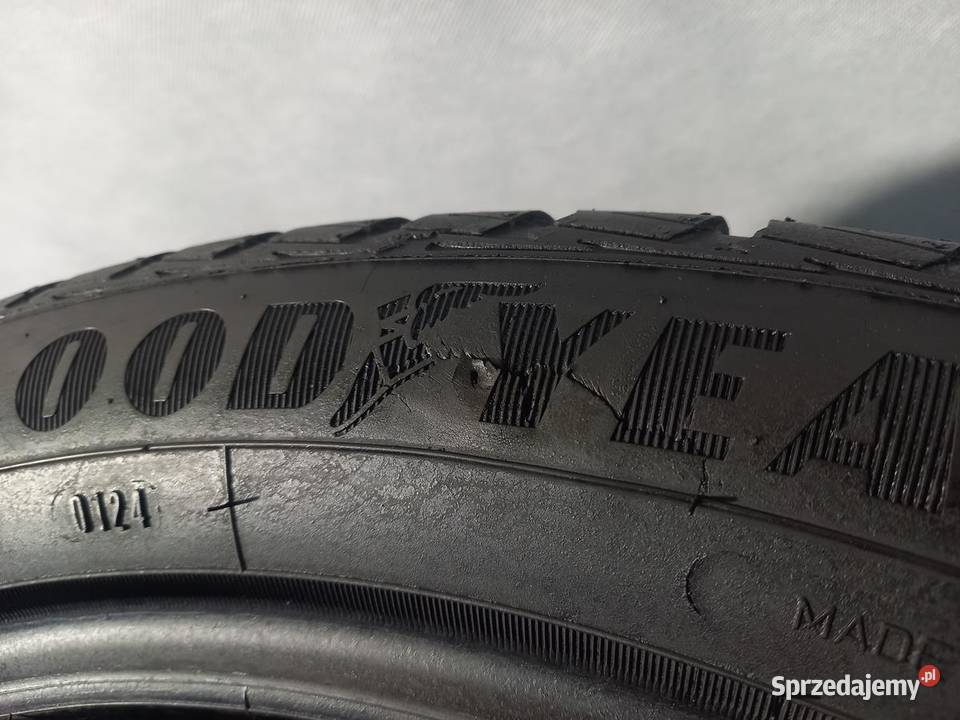 4x Opona UŻYWANA CAŁOROCZNA 19555R20 GOODYEAR Motoryzacja Zaścianki