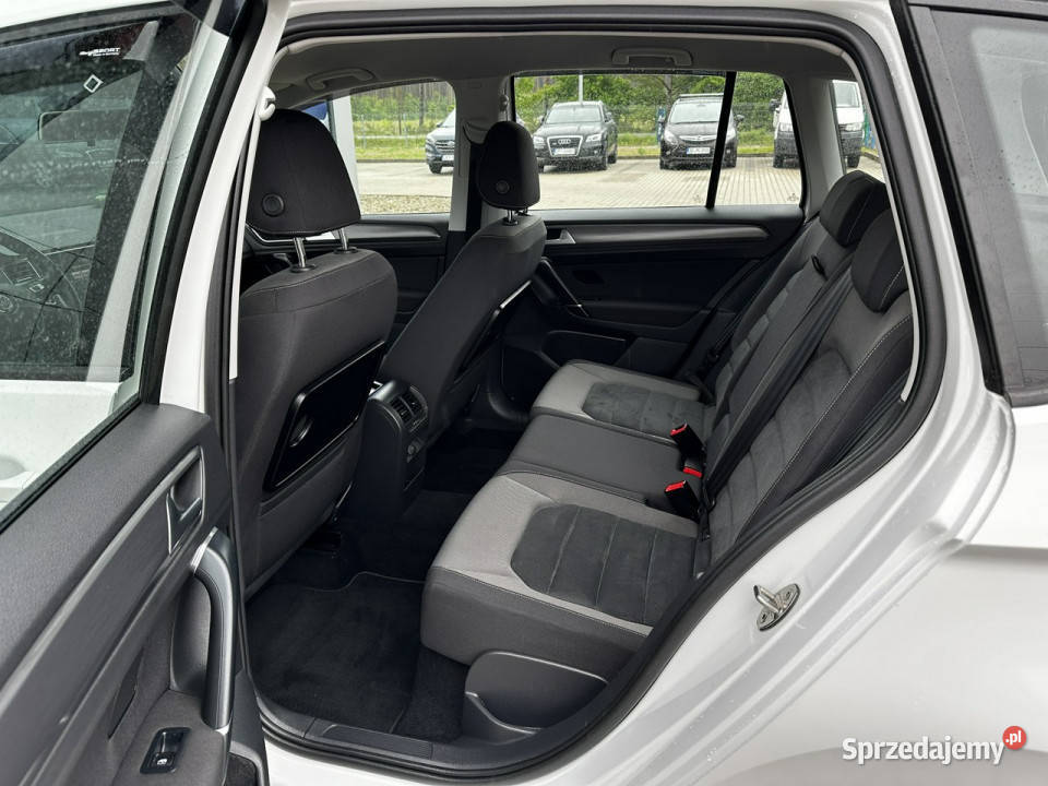 Volkswagen Golf Sportsvan Iręka Navi LED Grzane opolskie Kąty Opolskie