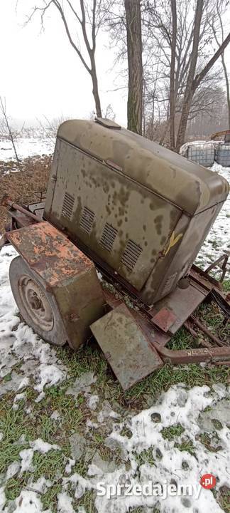 Agregat prądotwórczy Karlema 4 KW na przyczepie Bronisław