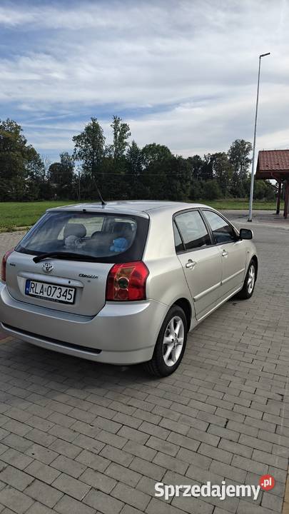 Toyota Corolla e12 16 VVTI 110 srebrny podkarpackie Budy Łańcuckie