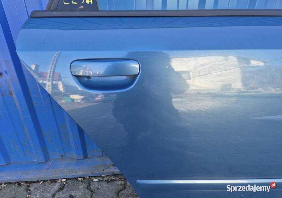 12 DRZWI TYŁ PRAWY TYLNE PRAWE AUDI A4 B6 SEDAN świętokrzyskie Działoszyce