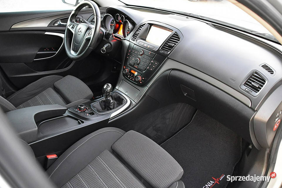 Opel Insignia 16T 180 Navi Alu Gwarancja A centralny zamek Nowe Kucice