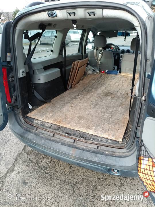 Dacia Logan 16benzyna nieuszkodzony Kraków