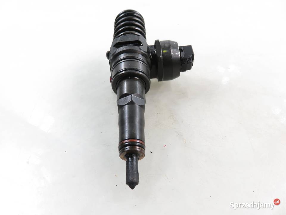 POMPOWTRYSKIWACZ VW PASSAT B6 19 TDI 038130073AG