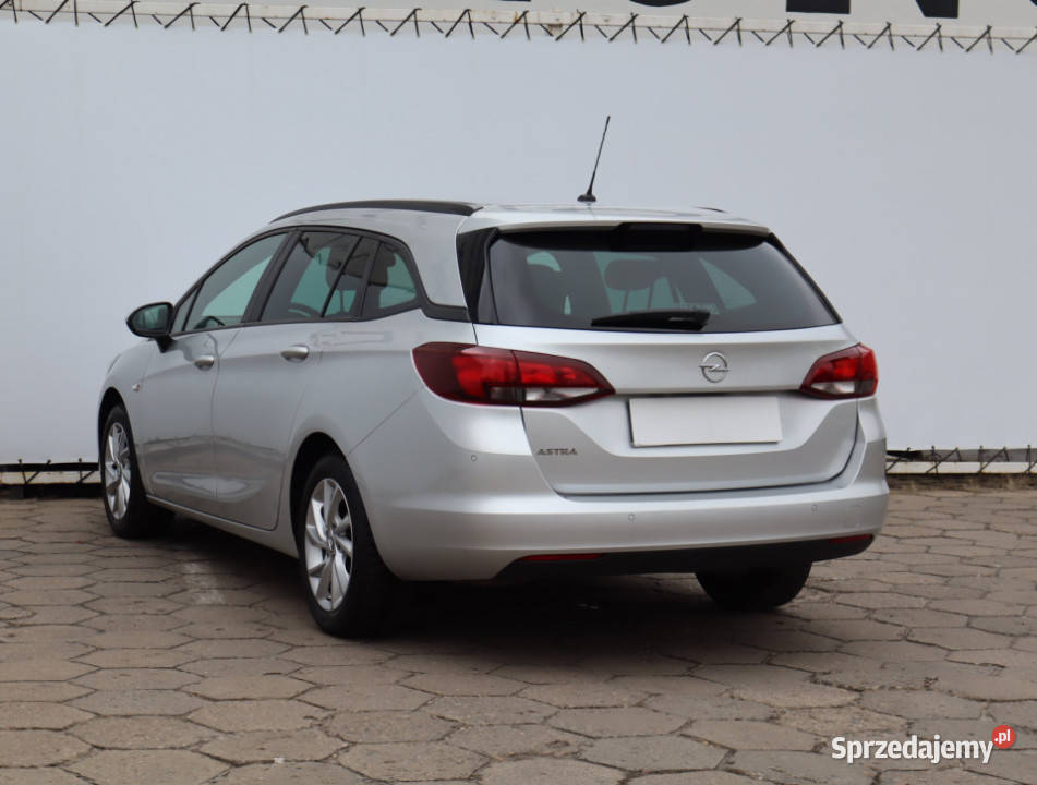 Opel Astra 12 Turbo światła przeciwmgielne łódzkie