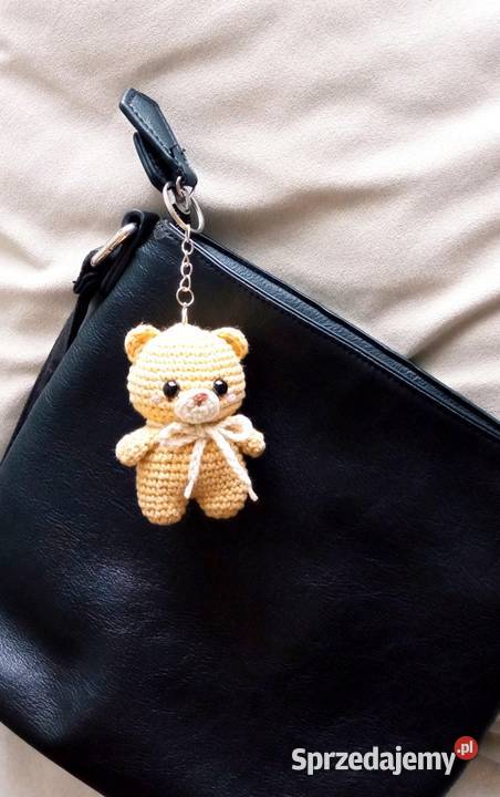 Miś wykonany na szydełku brelok zawieszka łódzkie Łask sprzedam