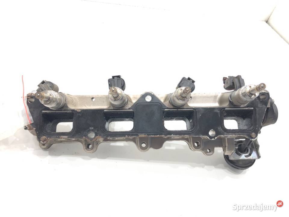 LISTWA WTRYSKOWA SKODA OCTAVIA II 03C133036D 16