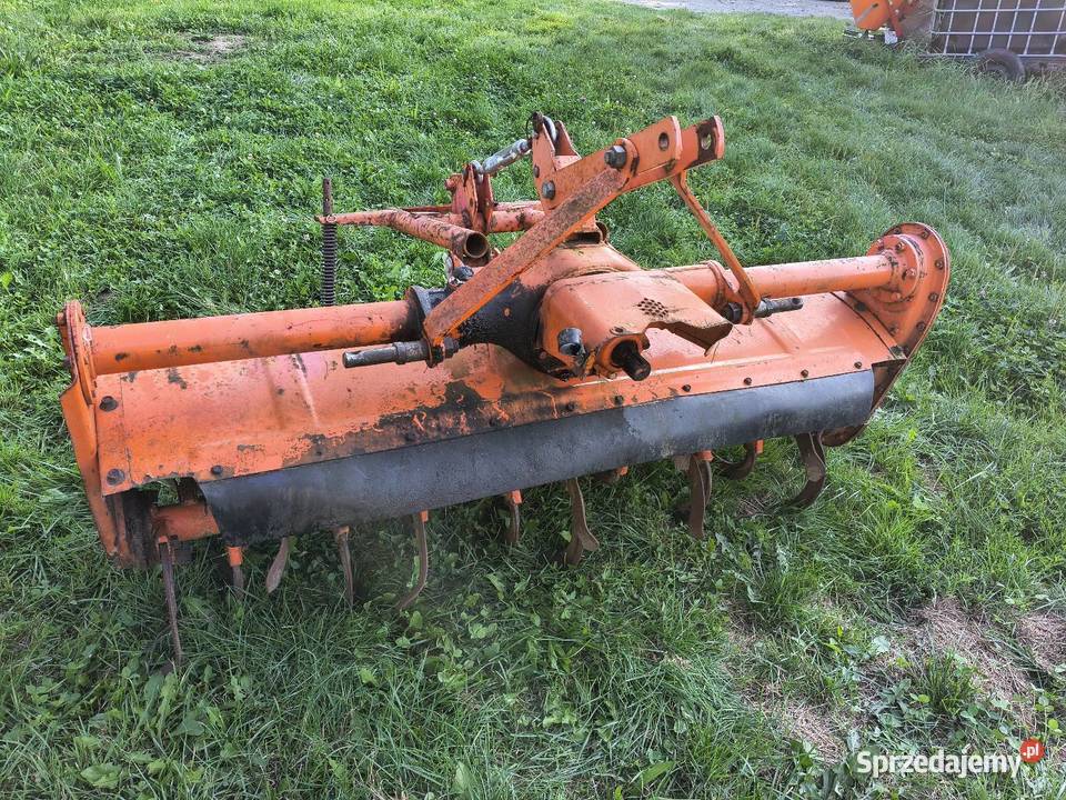 Glebogryzarka 140 Kubota c330 t25 Kubota Blizne