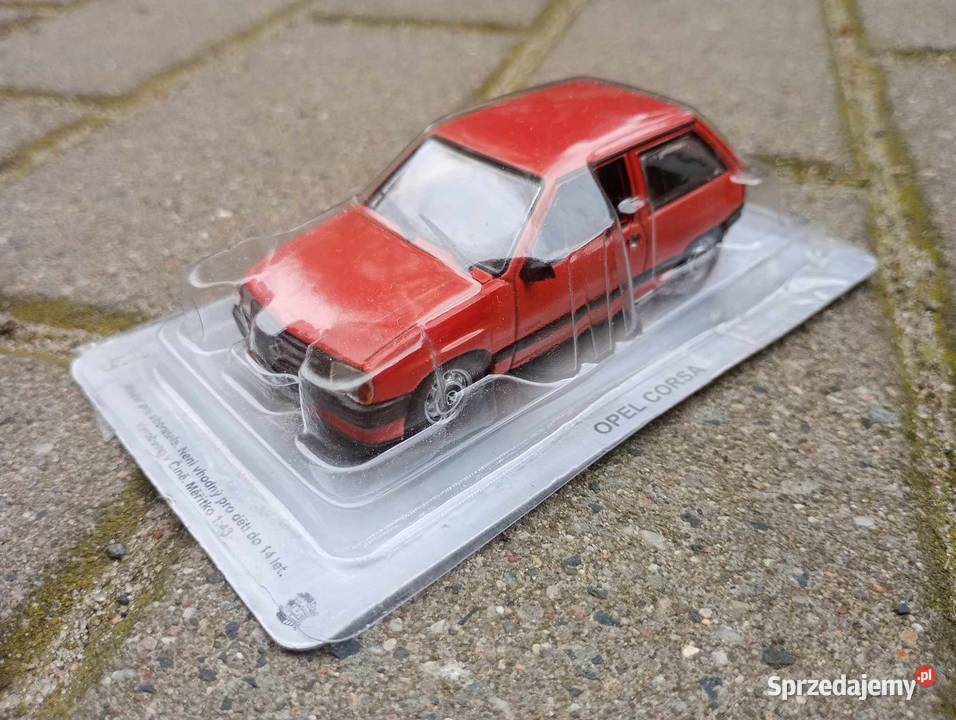 OPEL CORSA kultowe auta PRL 143 Deagostini model Warszawa