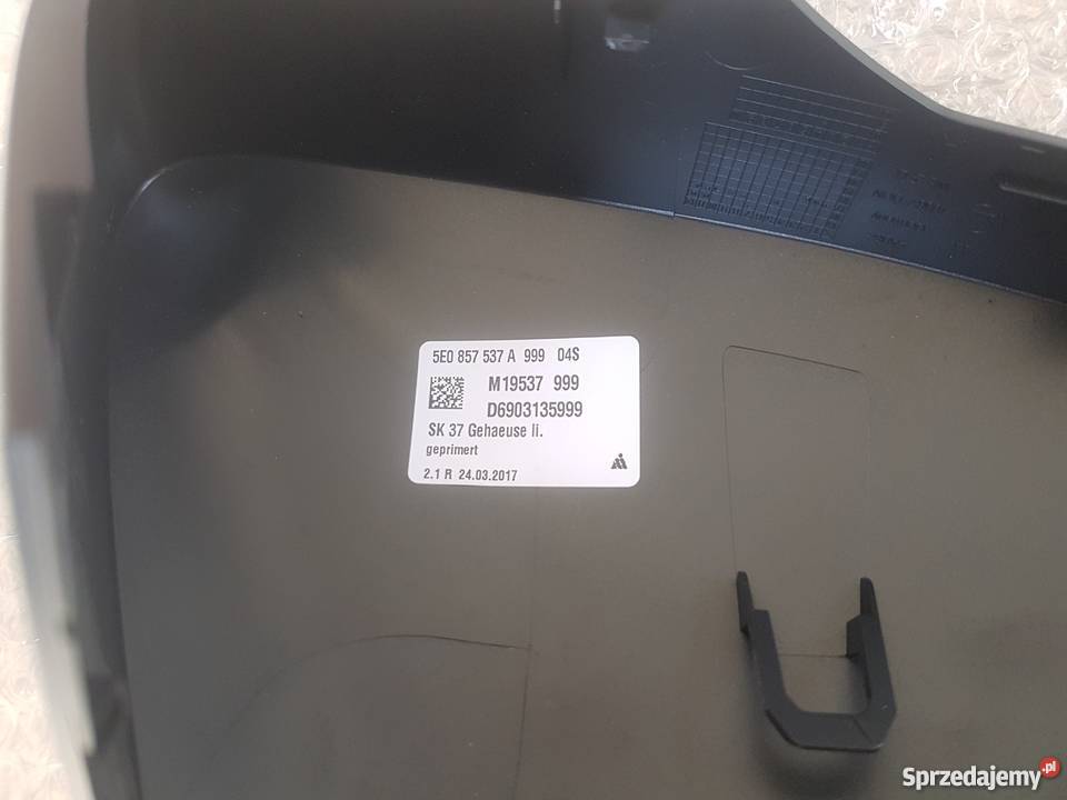 Obudowa lusterka lewa Skoda Octavia III nowa Słupia