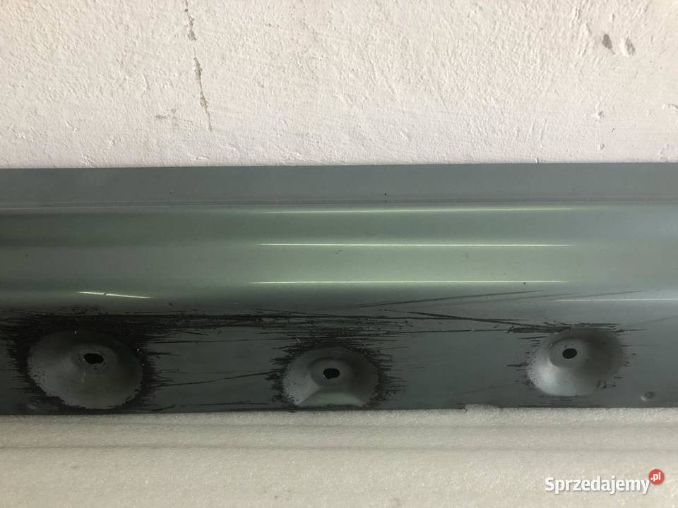 LISTWA PROGOWA PRAWA 8209756 SEDAN BMW E46 4226 wielkopolskie