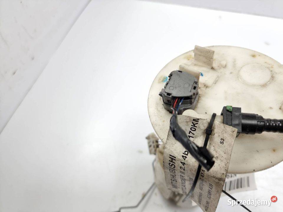 POMPKA PALIWOWA MITSHUBISHI OUTLANDER 1760A158 osobowe sprzedam