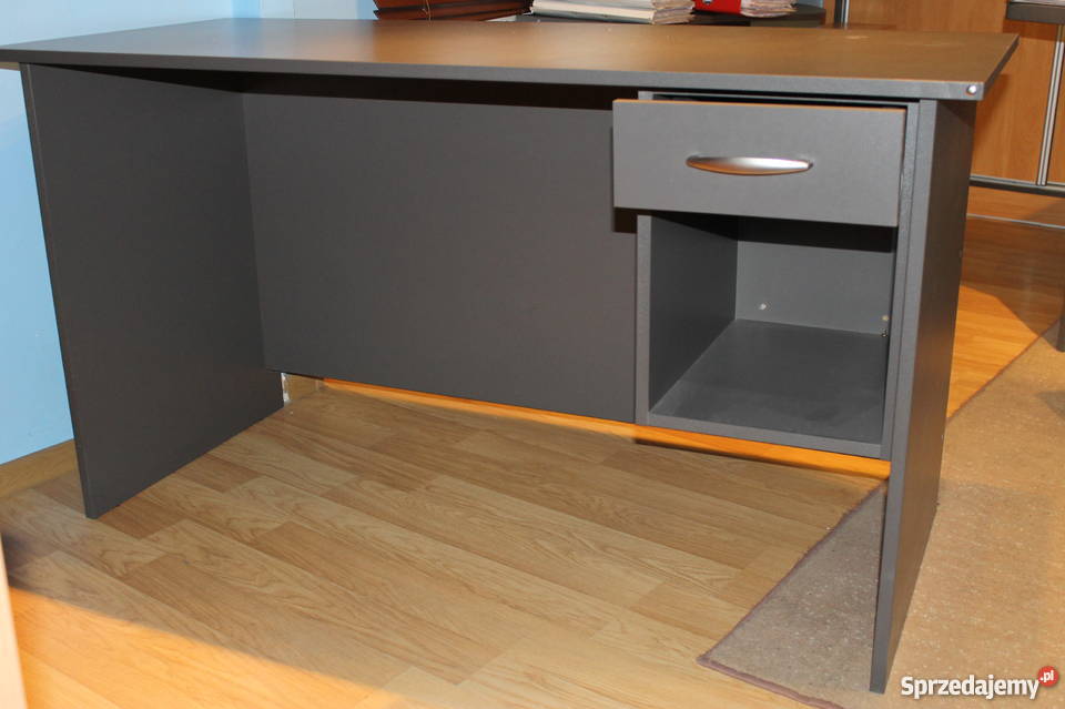 Sprzedam biurka i fotele biurowe