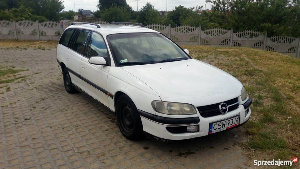 Opel Omega Kombi B 25TD 1996r OC i PT Aktualne centralny zamek Gdańsk