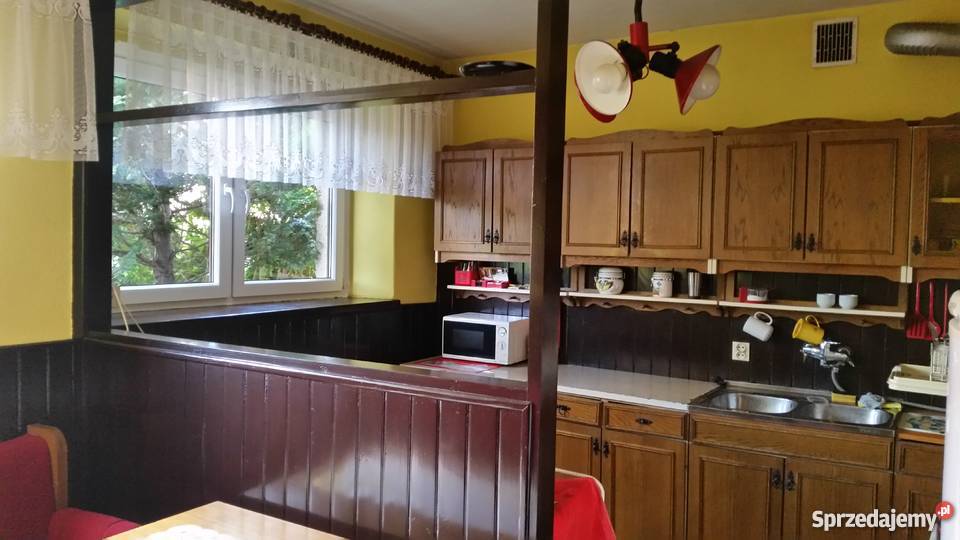 CZĘSTOCHOWA PÓŁNOC SZEREGÓWKA NA SPRZEDAŻ Rok budowy 1995 Częstochowa