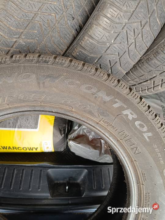 Opony zimowe Pirelli 1856515 podkarpackie Wydrze sprzedam