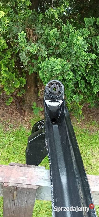 Honda Civic VIII 20062011tylna belka Brzeszcze