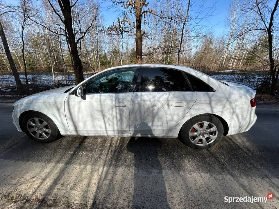 Audi A4 B8 2009 20 TDI super stan centralny zamek Janów Lubelski sprzedam