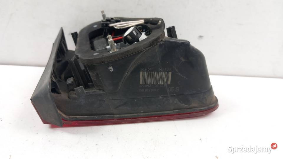 VW TIGUAN MK1 I LAMPA TYŁ PRAWA W KLAPĘ wielkopolskie Zbierkowo