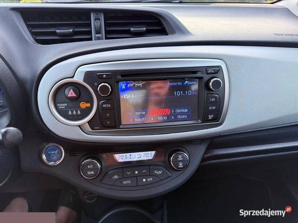 Toyota Yaris Hybrid 15 VVTi 100 2015r VAT marża Yaris Krotoszyn