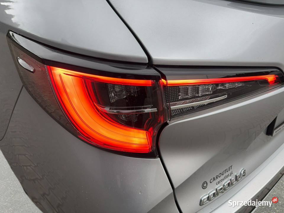 Toyota Corolla VAT 23 TS Comfort 20 hybrid 184 kurtyny powietrzne Myślenice