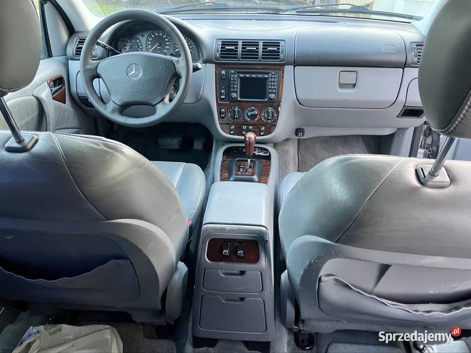 2001 MercedesBenz ml 430 w163 radio Oleśnica