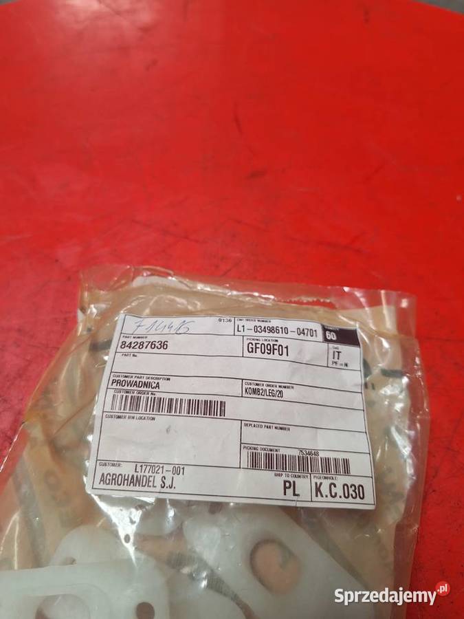 84287636 Prowadnica kombajn Holland sprzedam