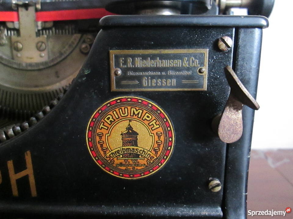 Stara maszyna do pisania TRIUMPH 1924 zabytek Borów