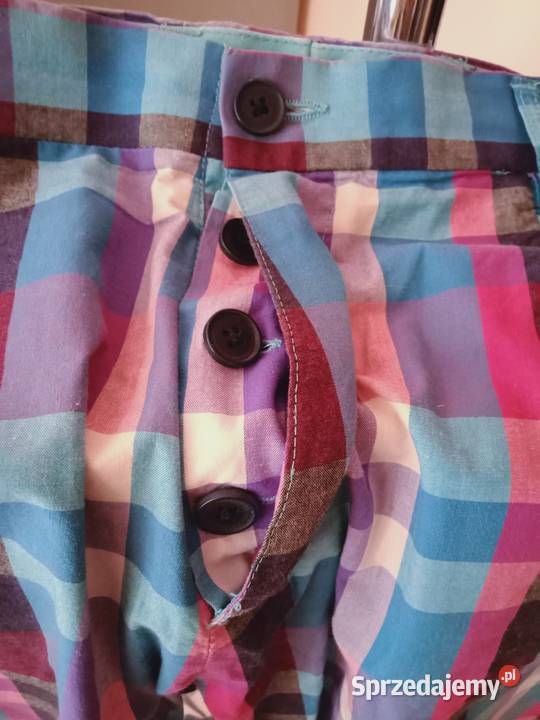 Szortykrótkie spodenki HM łódzkie