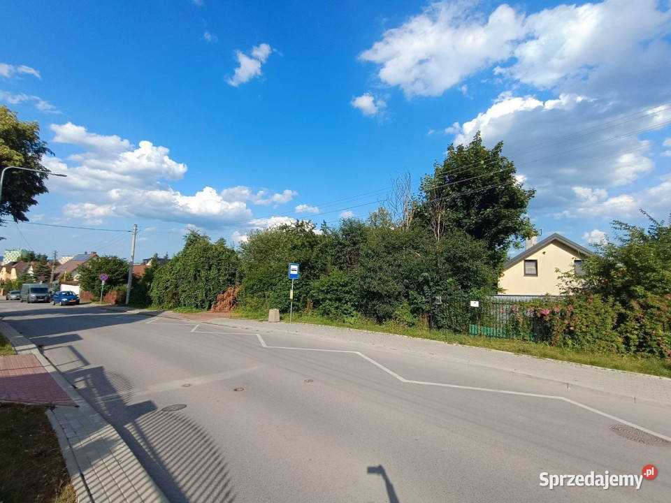 sprzedaży ziemi Kielce 1299m2