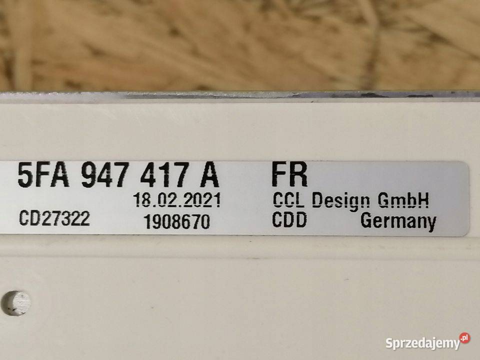 SEAT LEON IV LISTWA PROGOWA FR PRAWY PRZÓD Pleszew