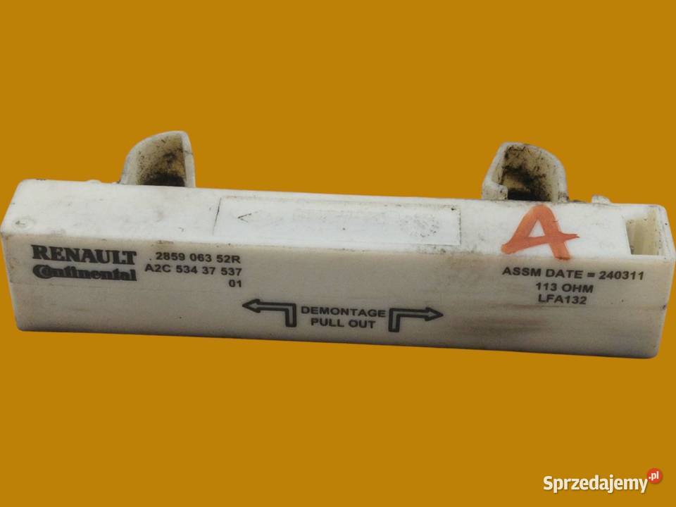 WZMACNIACZ ANTENY 285906352R Renault Clio IV